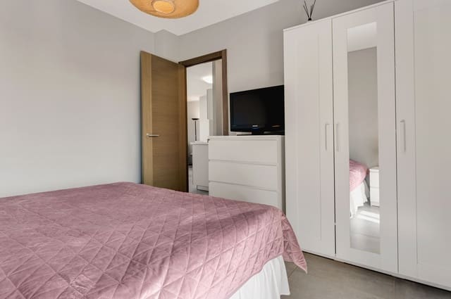 2 makuuhuone Huoneisto myytävänä paikassa Fuengirola - 295 000 € (Ref: 10014956)
