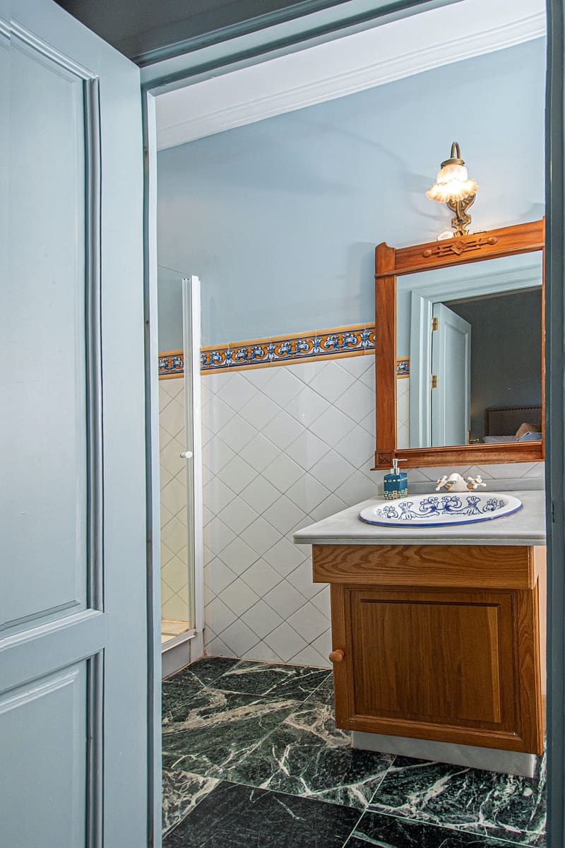 9 soverom Kommersiell til salgs i Almunecar - € 1 000 000 (Ref: 8091385)