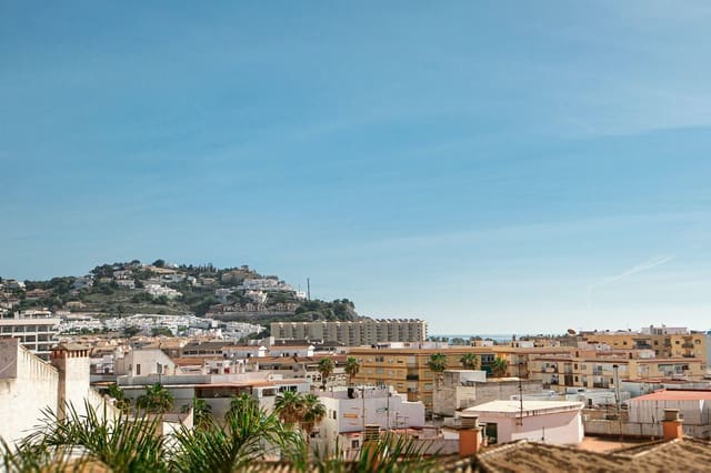 9 soverom Kommersiell til salgs i Almuñécar - € 1 000 000 (Ref: 8091385)