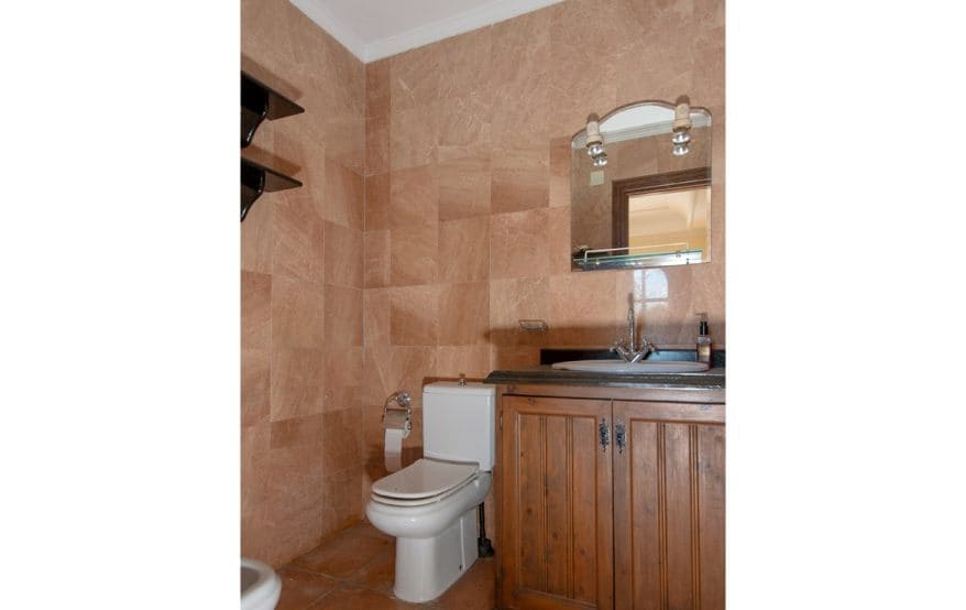 3 soveværelse Byhus til salg i La Herradura med swimmingpool garage - € 620.000 (Ref: 8091386)