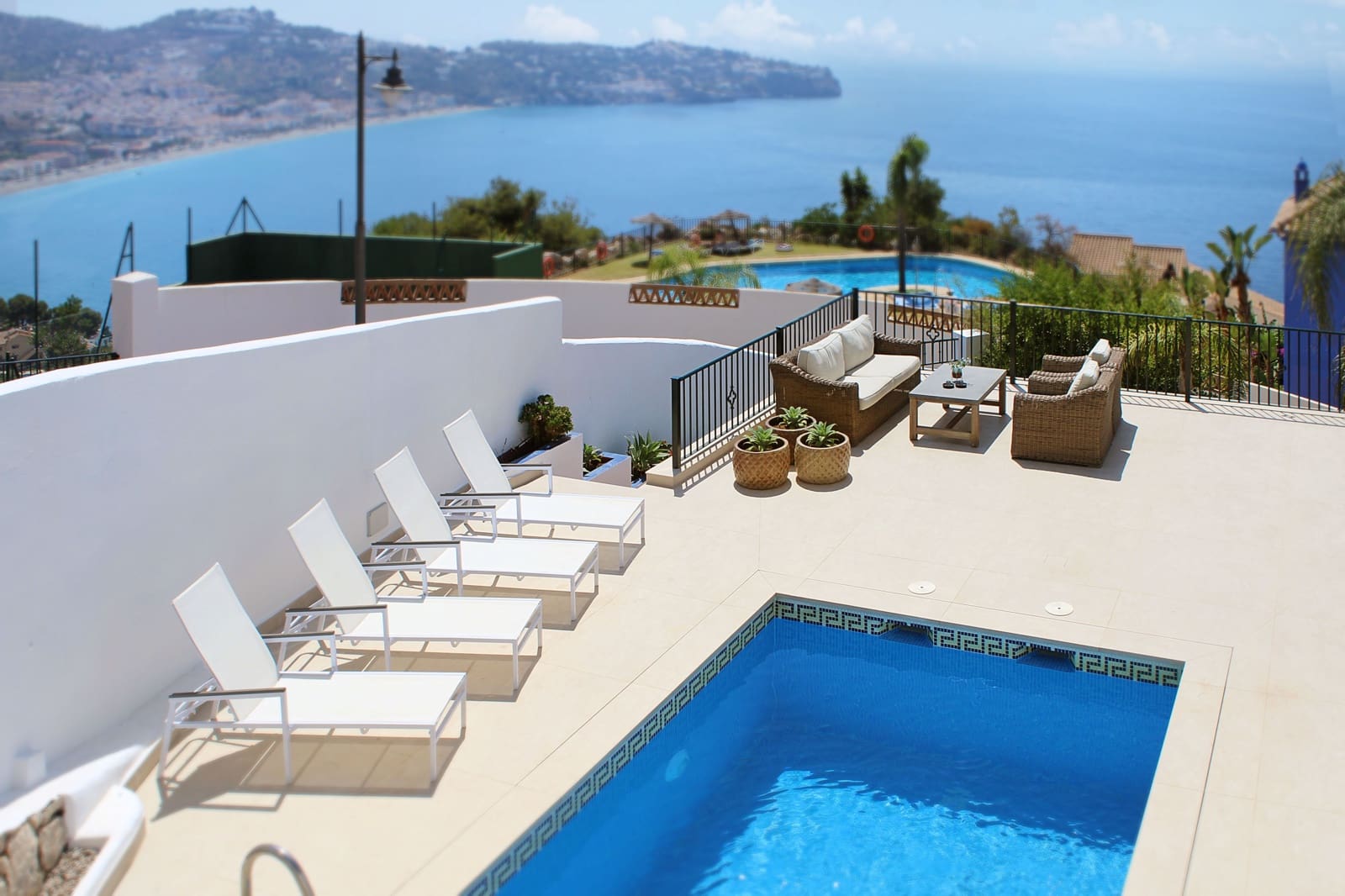 6 soveværelse Villa til salg i La Herradura med swimmingpool garage - € 1.095.000 (Ref: 8778853)