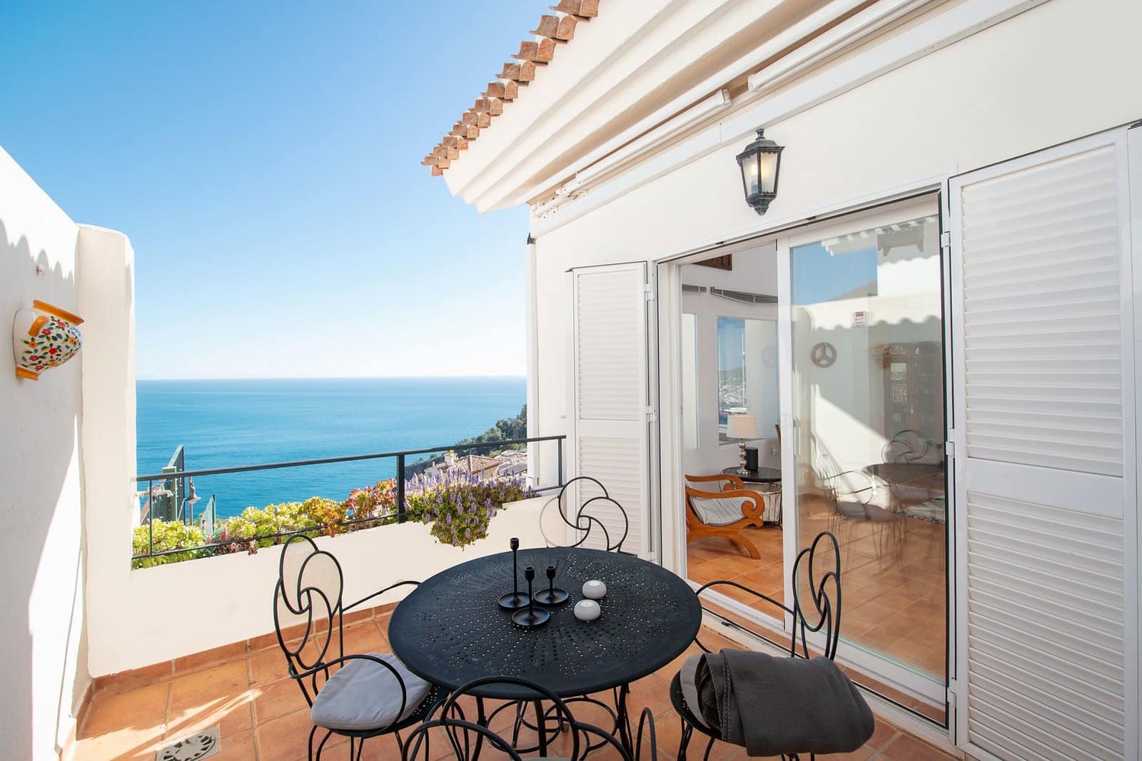Chalet de 4 habitaciones en La Herradura en venta con piscina garaje - 795.000 € (Ref: 8803937)