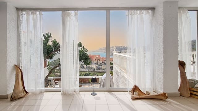 3 chambre Villa/Maison à vendre à Almuñécar avec piscine garage - 590 000 € (Ref: 9060671)