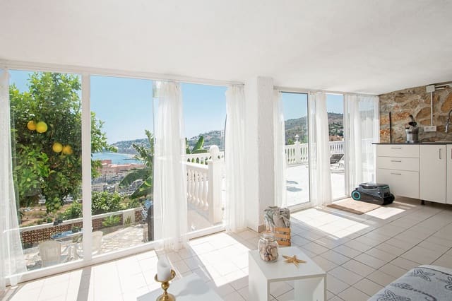 3 chambre Villa/Maison à vendre à Almuñécar avec piscine garage - 590 000 € (Ref: 9060671)