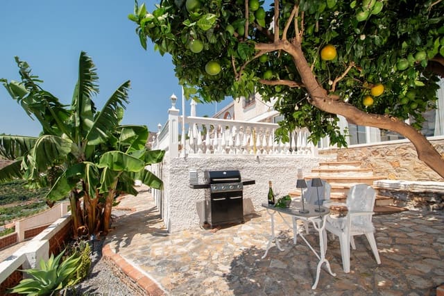 3 chambre Villa/Maison à vendre à Almuñécar avec piscine garage - 590 000 € (Ref: 9060671)