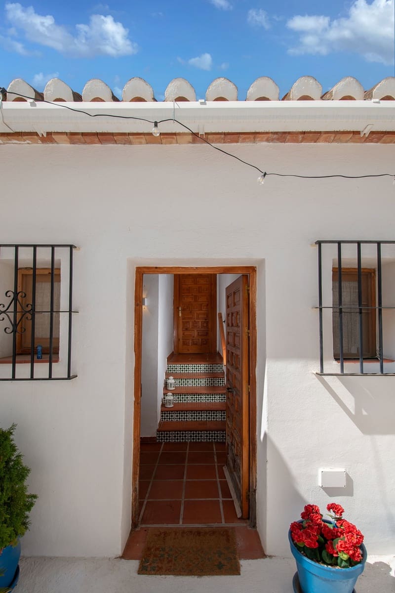 3 soverom Villa til salgs i La Herradura med svømmebasseng garasje - € 499 000 (Ref: 9302797)