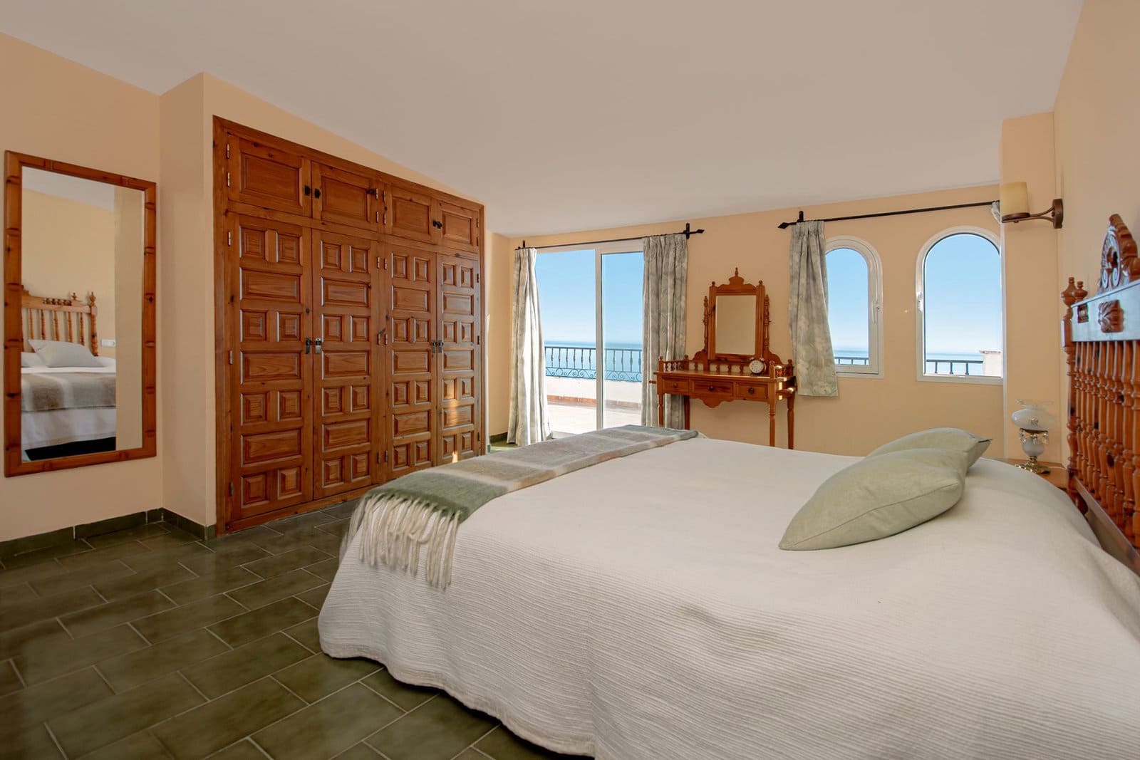 2 Zimmer Apartment zu verkaufen in Maro - 395.000 € (Ref: 9363397)