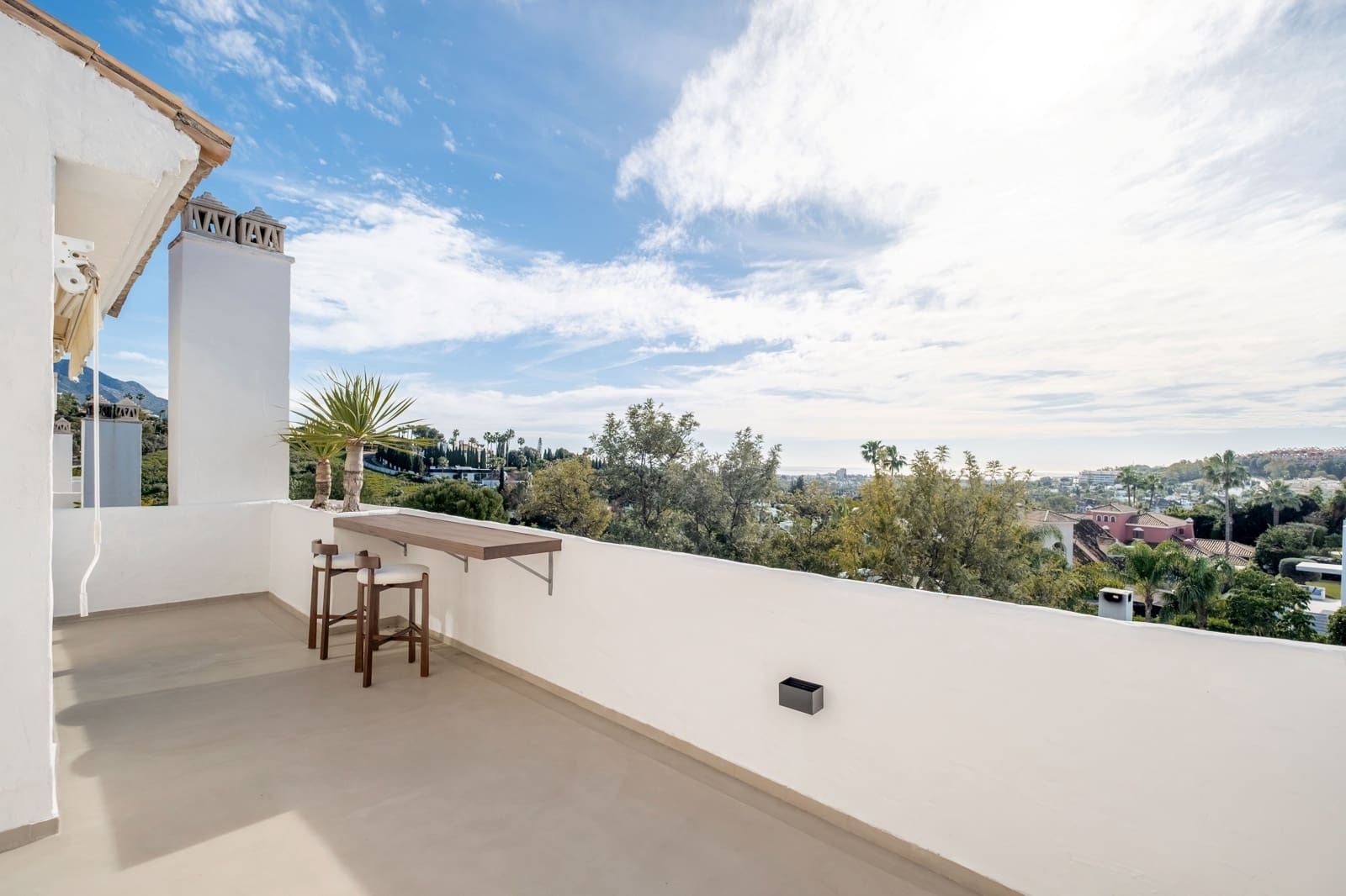 3 makuuhuone Omakotitalo myytävänä paikassa Marbella mukana uima-altaan 
autotalli - 1 349 000 € (Ref: 9685767)