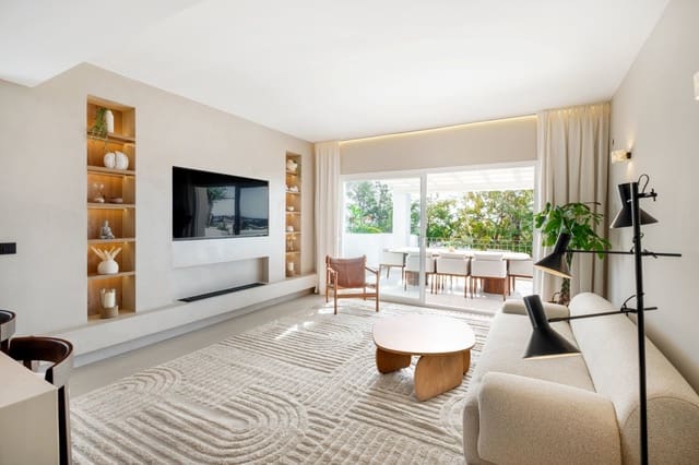 3 chambre Maison de Ville à vendre à Casco Antiguo, Marbella avec piscine garage - 1 295 000 € (Ref: 9685767)