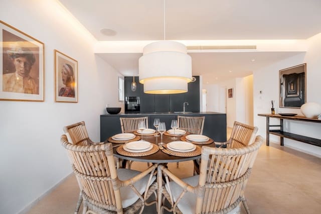 2 chambre Appartement à vendre à Puerto Banus, Marbella avec garage - 1 200 000 € (Ref: 9727667)