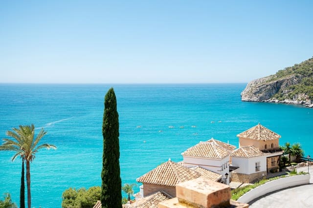 4 bedroom Townhouse for sale in La Herradura, Almuñécar with pool garage - € 760,000 (Ref: 9730870)