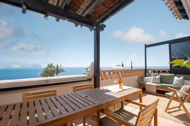 4 sypialnia Dom na sprzedaż w La Herradura, Almuñécar z basenem garażem - 829 000 € (Ref: 9730870)
