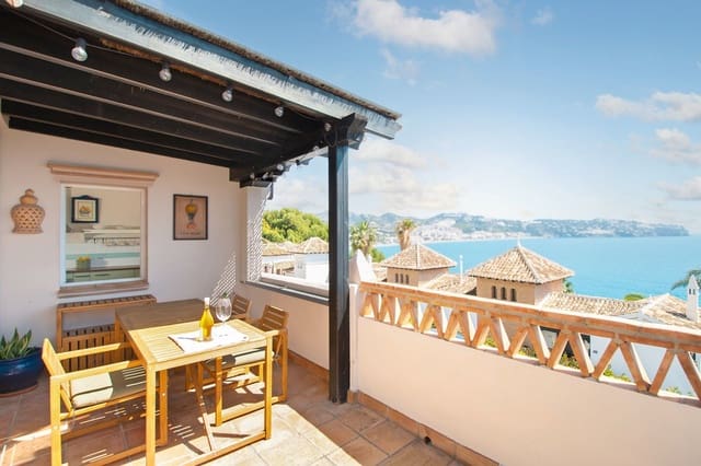 4 sypialnia Dom na sprzedaż w La Herradura, Almuñécar z basenem garażem - 829 000 € (Ref: 9730870)