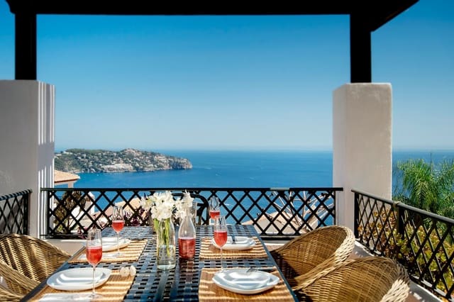 3 sovrum Hus till salu i La Herradura, Almuñécar med pool garage - 495 000 € (Ref: 9889685)