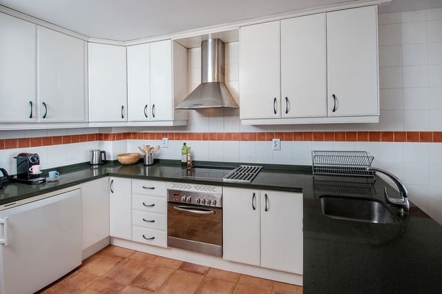 3 sovrum Hus till salu i La Herradura, Almuñécar med pool garage - 495 000 € (Ref: 9889685)