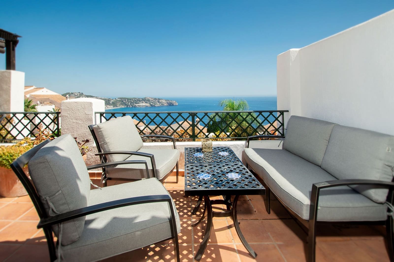 3 sovrum Hus till salu i La Herradura med pool garage - 495 000 € (Ref: 9889685)