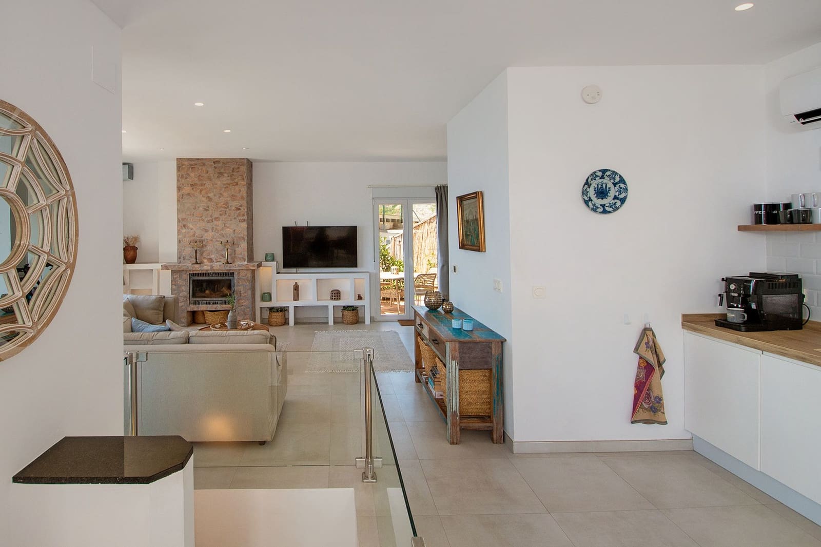 2 Zimmer Villa zu verkaufen in La Herradura mit Pool Garage - 595.000 € (Ref: 9899996)