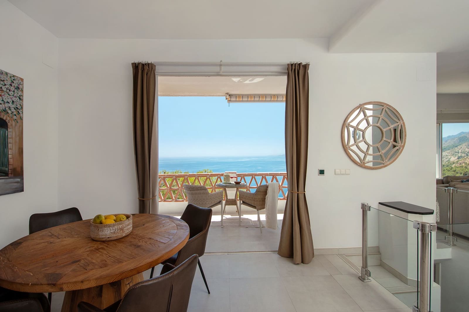 2 Zimmer Villa zu verkaufen in La Herradura mit Pool Garage - 595.000 € (Ref: 9899996)