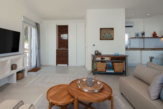 2 Zimmer Villa zu verkaufen in La Herradura, Almuñécar mit Pool Garage - 595.000 € (Ref: 9899996)
