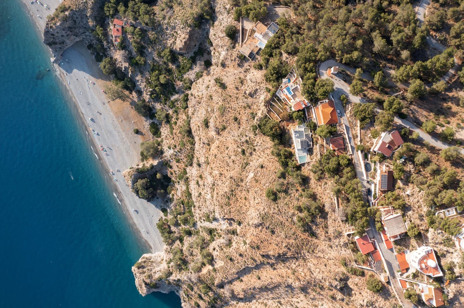 2 Zimmer Villa zu verkaufen in La Herradura mit Pool Garage - 595.000 € (Ref: 9899996)