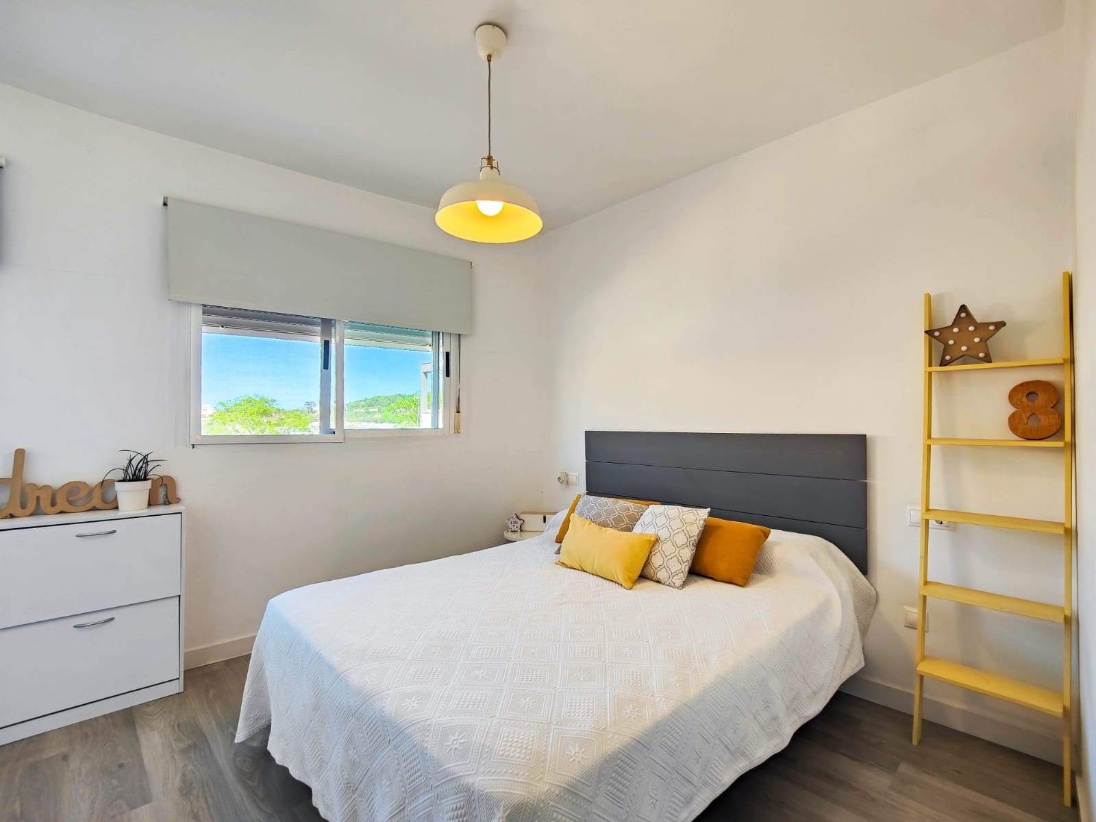 4 soverom Hus til salgs i Guardamar del Segura med svømmebasseng garasje - € 269 000 (Ref: 10011882)