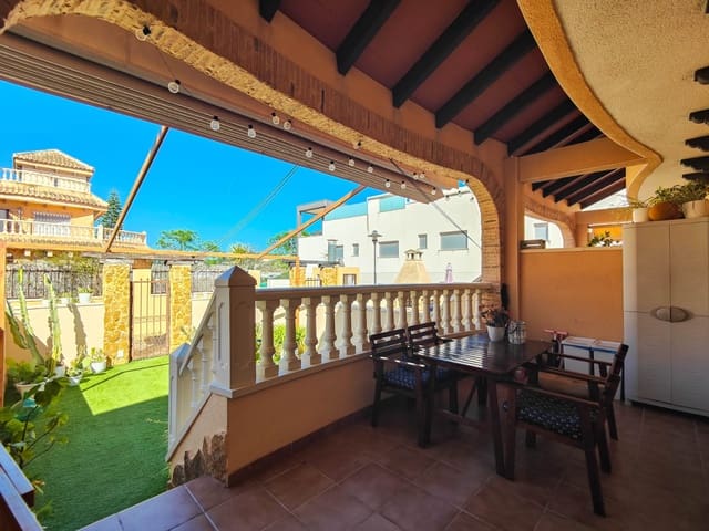 4 soverom Hus til salgs i El Edén, Guardamar del Segura med svømmebasseng garasje - € 269 000 (Ref: 10011882)