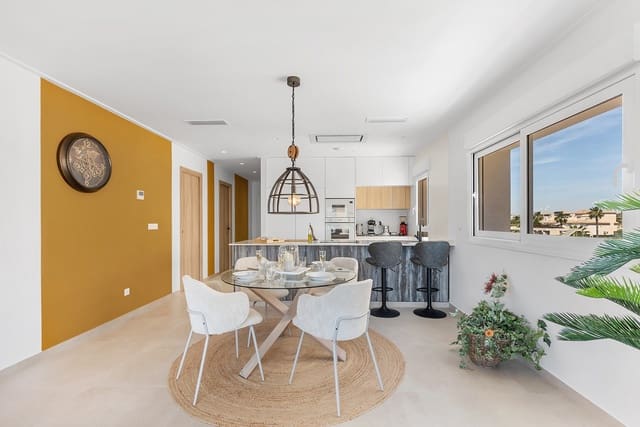 Apartamento de 3 habitaciones en El Raso, Guardamar del Segura en venta con piscina garaje - 284.900 € (Ref: 10011883)
