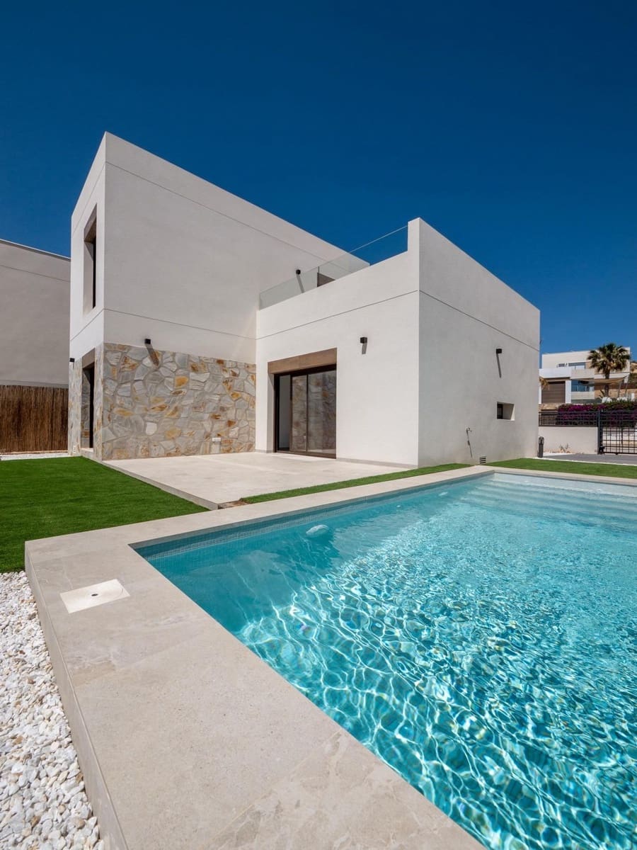 3 slaapkamer Villa te koop in Algorfa met zwembad garage - € 489.000 (Ref: 10039013)