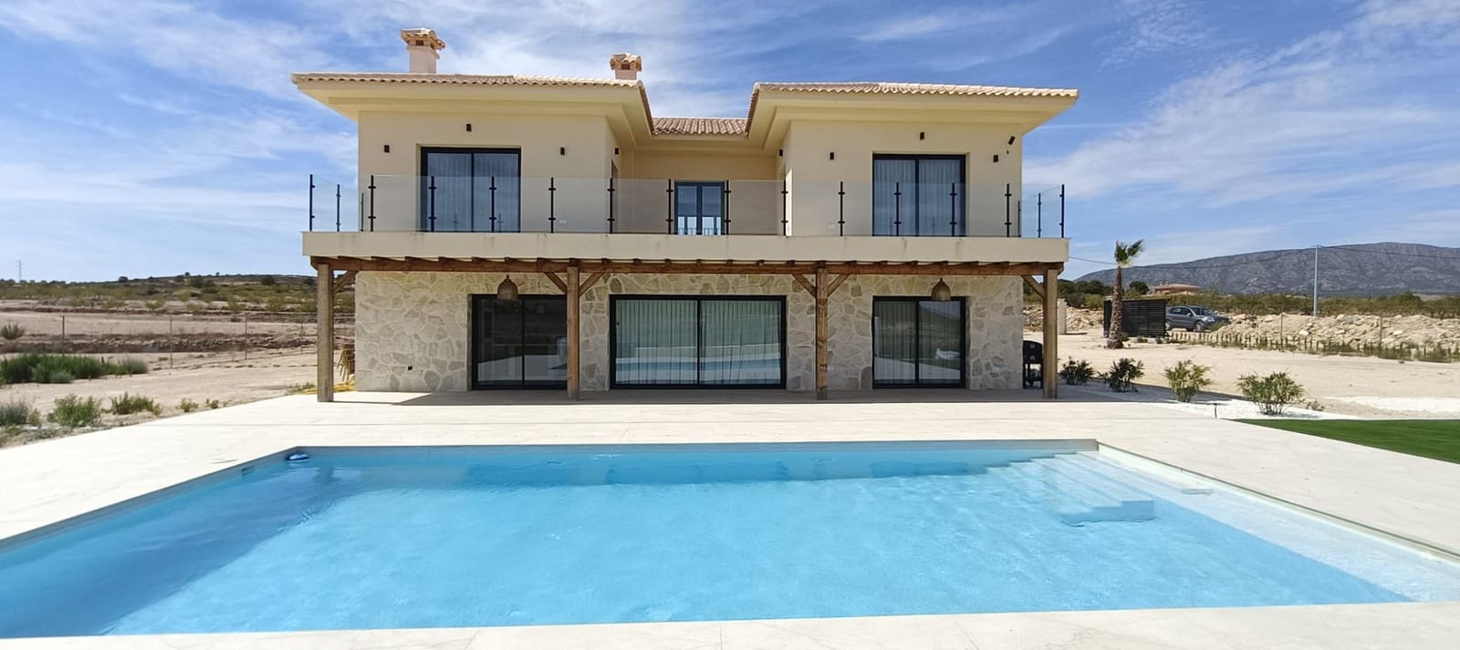 4 sypialnia Willa na sprzedaż w Pinoso z basenem - 623 600 € (Ref: 10051984)