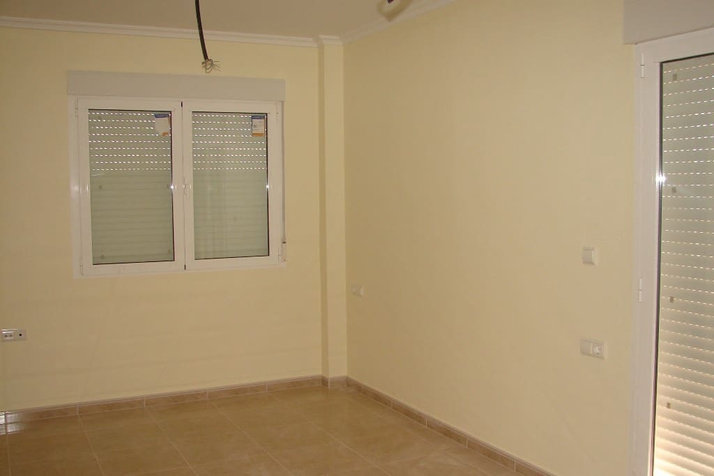 3 bedroom Villa for sale in Pinoso with pool - € 419,000 (Ref: 5401713)