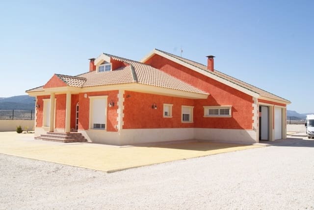 Chalet de 4 habitaciones en Pinoso en venta con piscina - 575.000 € (Ref: 7369988)