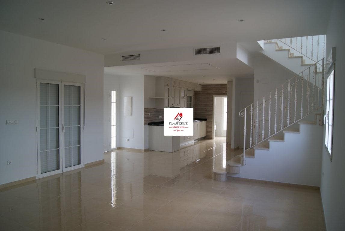 4 sovrum Villa till salu i Pinoso med pool - 459 000 € (Ref: 7369992)