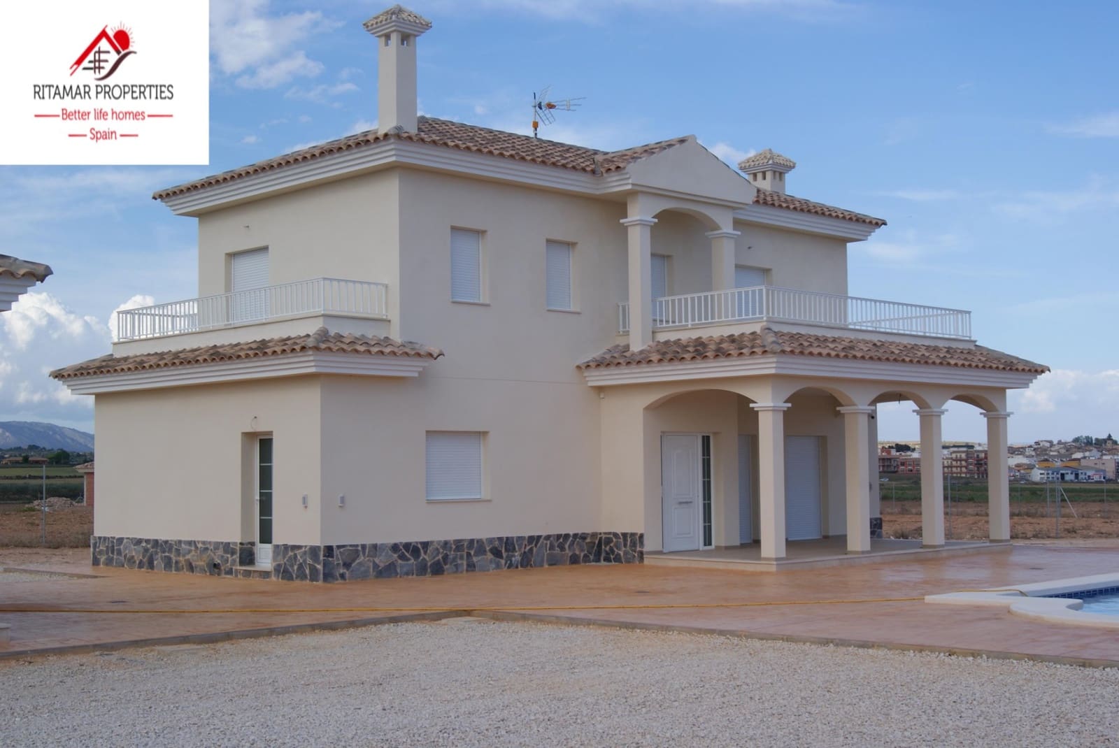 4 sovrum Villa till salu i Pinoso med pool - 459 000 € (Ref: 7369992)