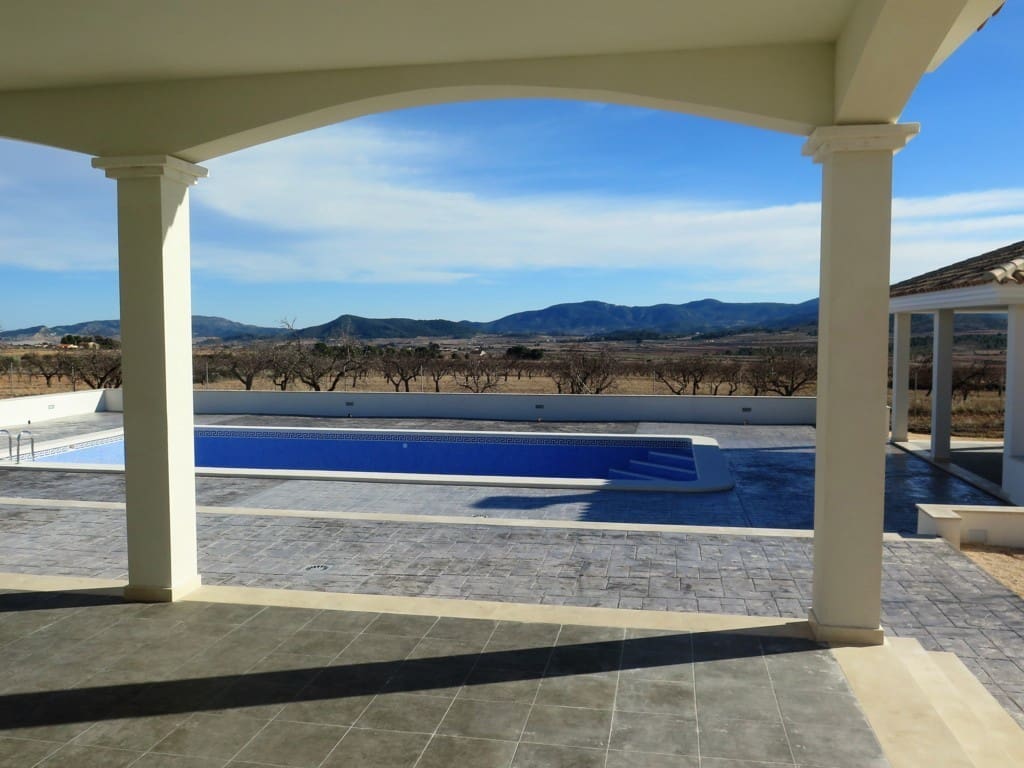 4 Zimmer Villa zu verkaufen in Pinoso mit Pool - 519.000 € (Ref: 7369993)