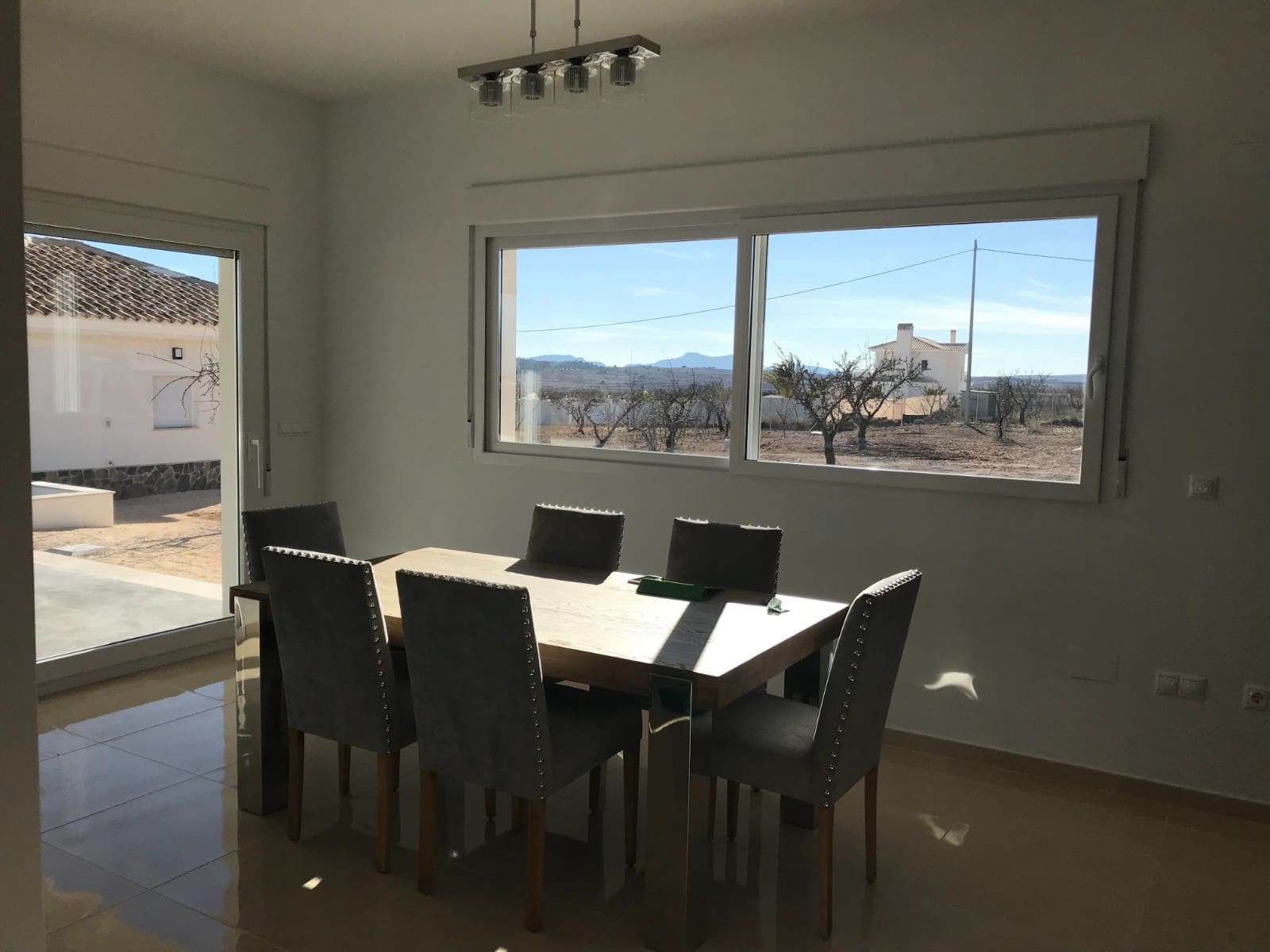 4 Zimmer Villa zu verkaufen in Pinoso mit Pool - 519.000 € (Ref: 7369993)