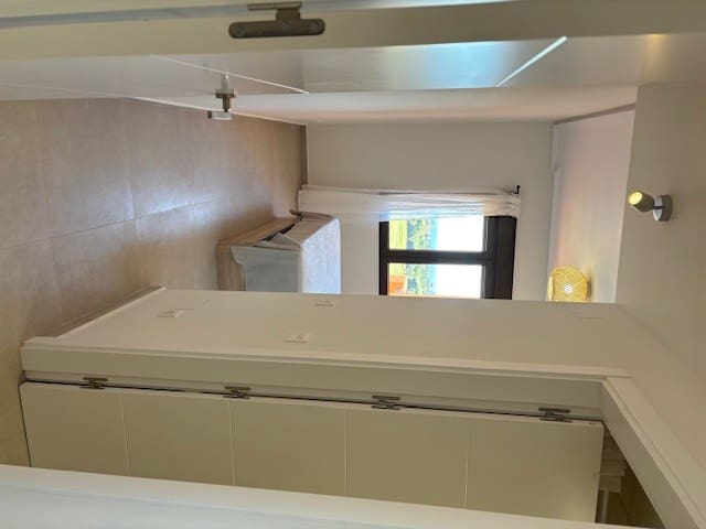 1 makuuhuone Huoneisto myytävänä paikassa Los Alcazares mukana uima-altaan 
autotalli - 147 200 € (Ref: 8742324)