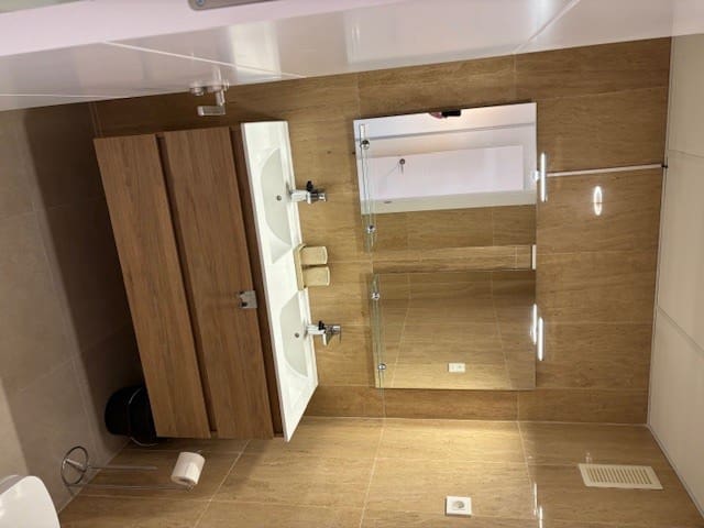 1 makuuhuone Huoneisto myytävänä paikassa Los Alcazares mukana uima-altaan 
autotalli - 147 200 € (Ref: 8742324)