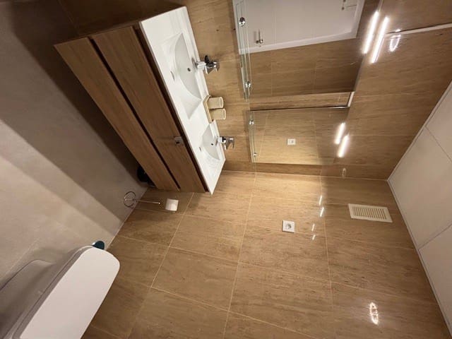 1 makuuhuone Huoneisto myytävänä paikassa Los Alcazares mukana uima-altaan 
autotalli - 147 200 € (Ref: 8742324)