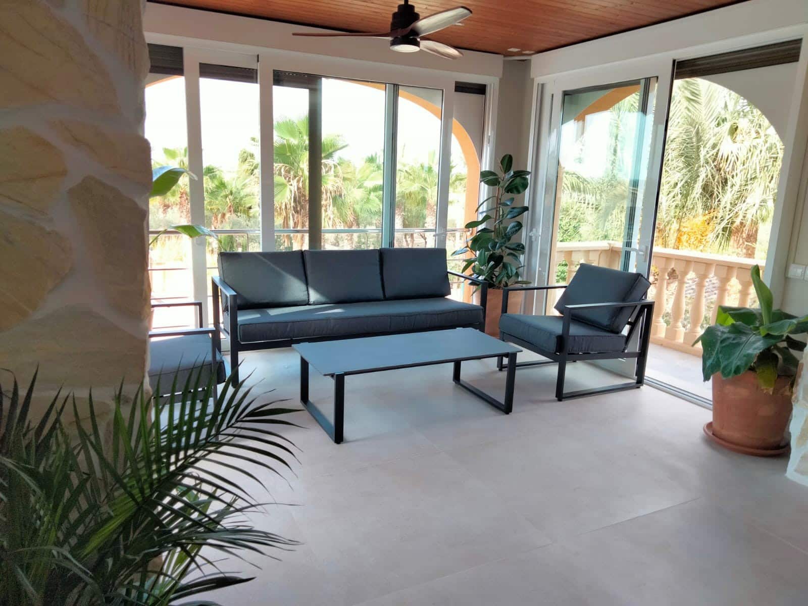 6 Zimmer Villa zu verkaufen in Elche / Elx mit Pool Garage - 820.000 € (Ref: 8890959)