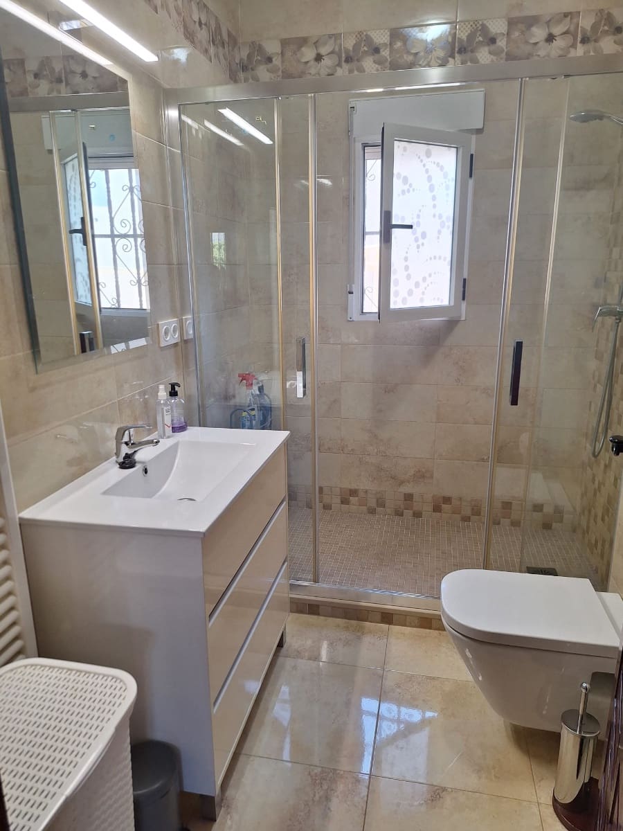 4 chambre Villa/Maison à vendre à Ciudad Quesada avec piscine garage - 385 000 € (Ref: 9218952)