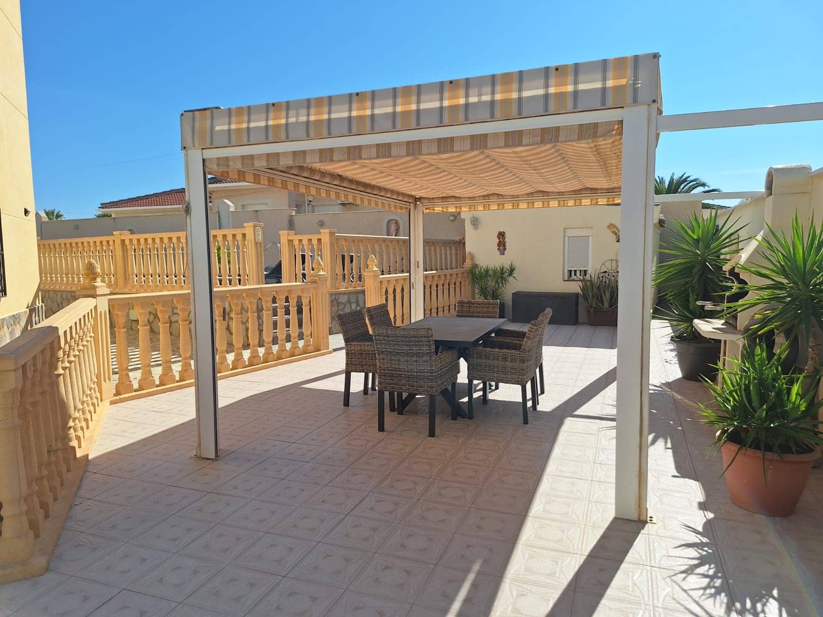 4 chambre Villa/Maison à vendre à Ciudad Quesada avec piscine garage - 385 000 € (Ref: 9218952)