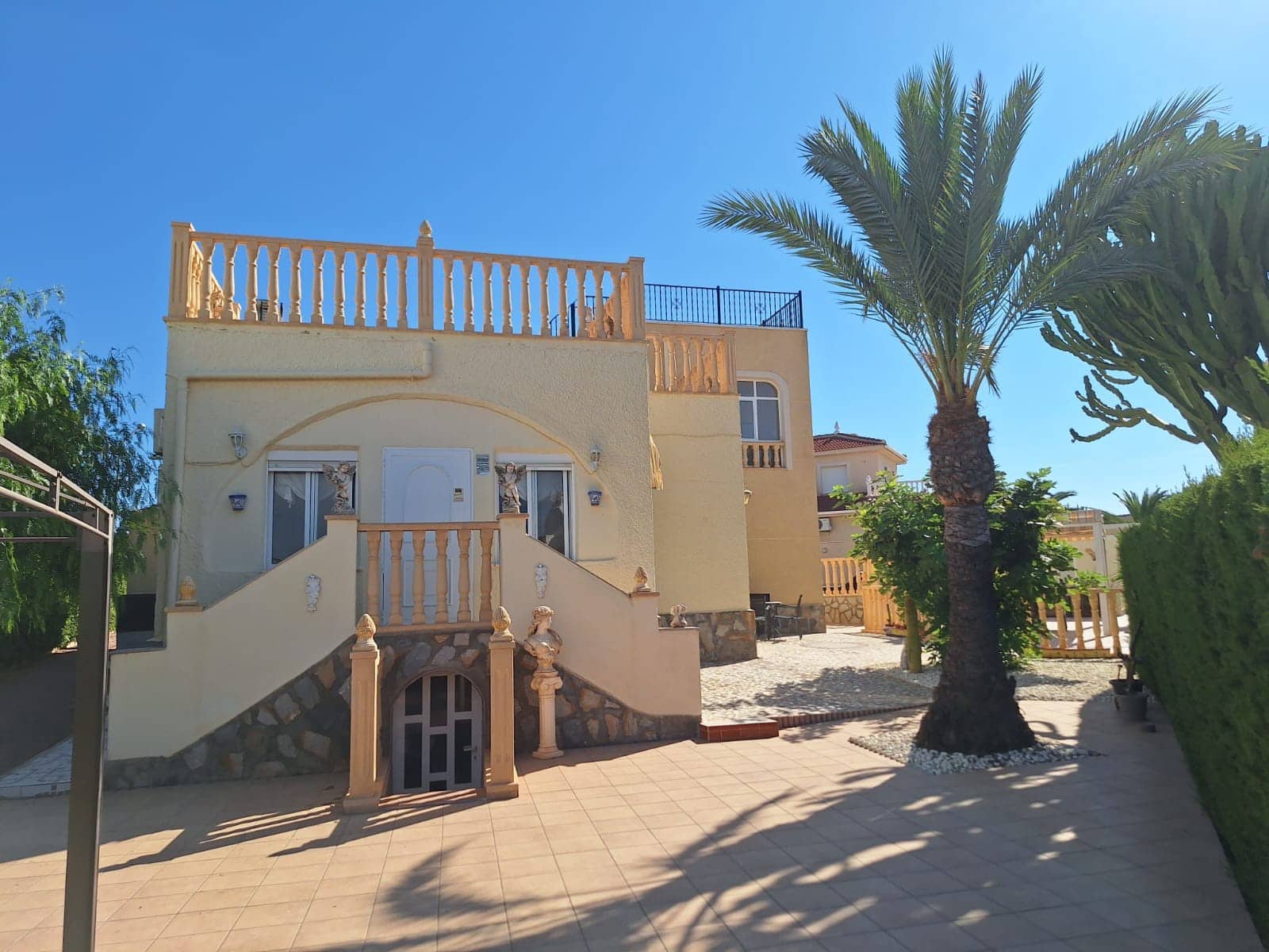 4 chambre Villa/Maison à vendre à Ciudad Quesada avec piscine garage - 385 000 € (Ref: 9218952)