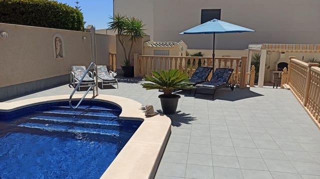 4 soveværelse Villa til salg i Ciudad Quesada, Rojales med swimmingpool garage - € 385.000 (Ref: 9218952)