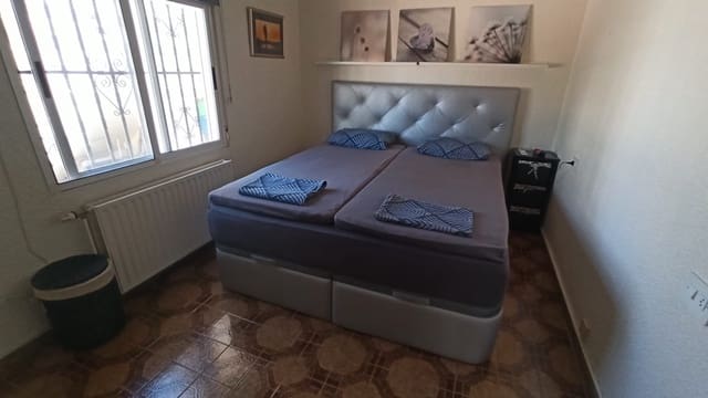 4 soveværelse Villa til salg i Ciudad Quesada, Rojales med swimmingpool garage - € 385.000 (Ref: 9218952)