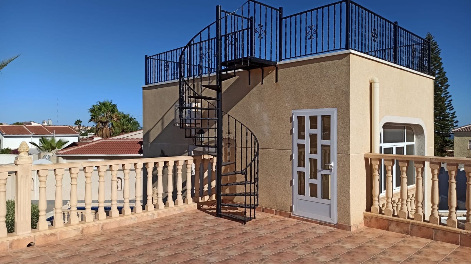 4 chambre Villa/Maison à vendre à Ciudad Quesada avec piscine garage - 385 000 € (Ref: 9218952)