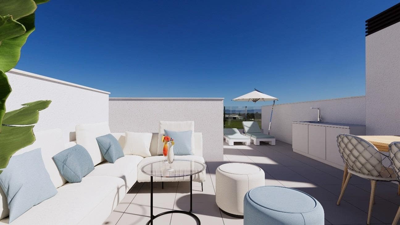 Casa de 3 habitaciones en Los Alcázares en venta con piscina - 357.000 € (Ref: 9365972)