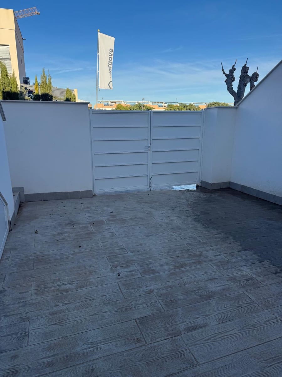 2 bedroom Bungalow for sale in Pilar de la Horadada with pool - € 299,000 (Ref: 9438606)