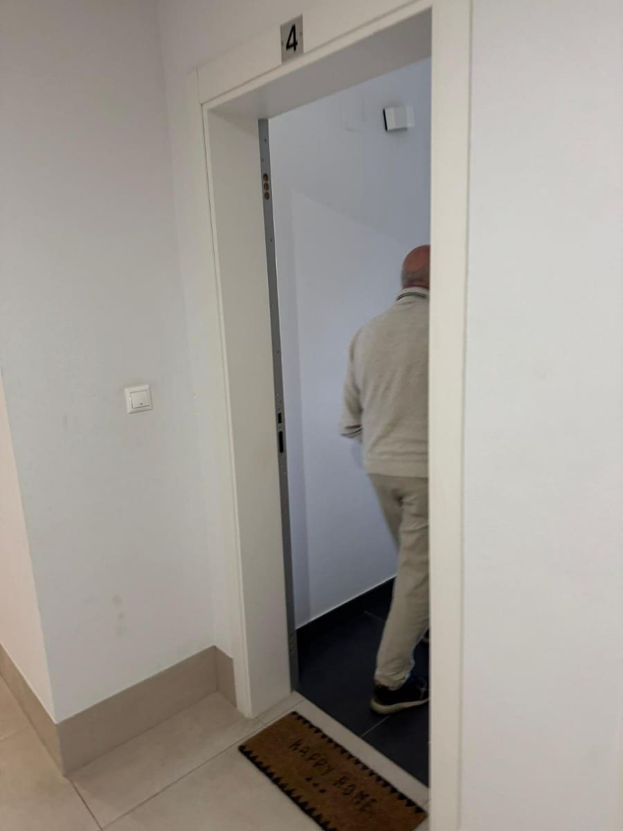 Apartamento de 2 habitaciones en La Mata en venta - 389.000 € (Ref: 9665144)