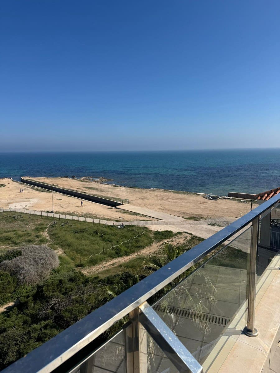 Apartamento de 2 habitaciones en La Mata en venta - 389.000 € (Ref: 9665144)