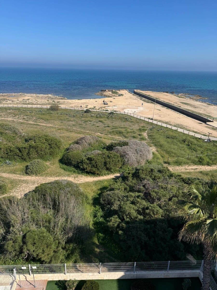 Apartamento de 2 habitaciones en La Mata en venta - 389.000 € (Ref: 9665144)